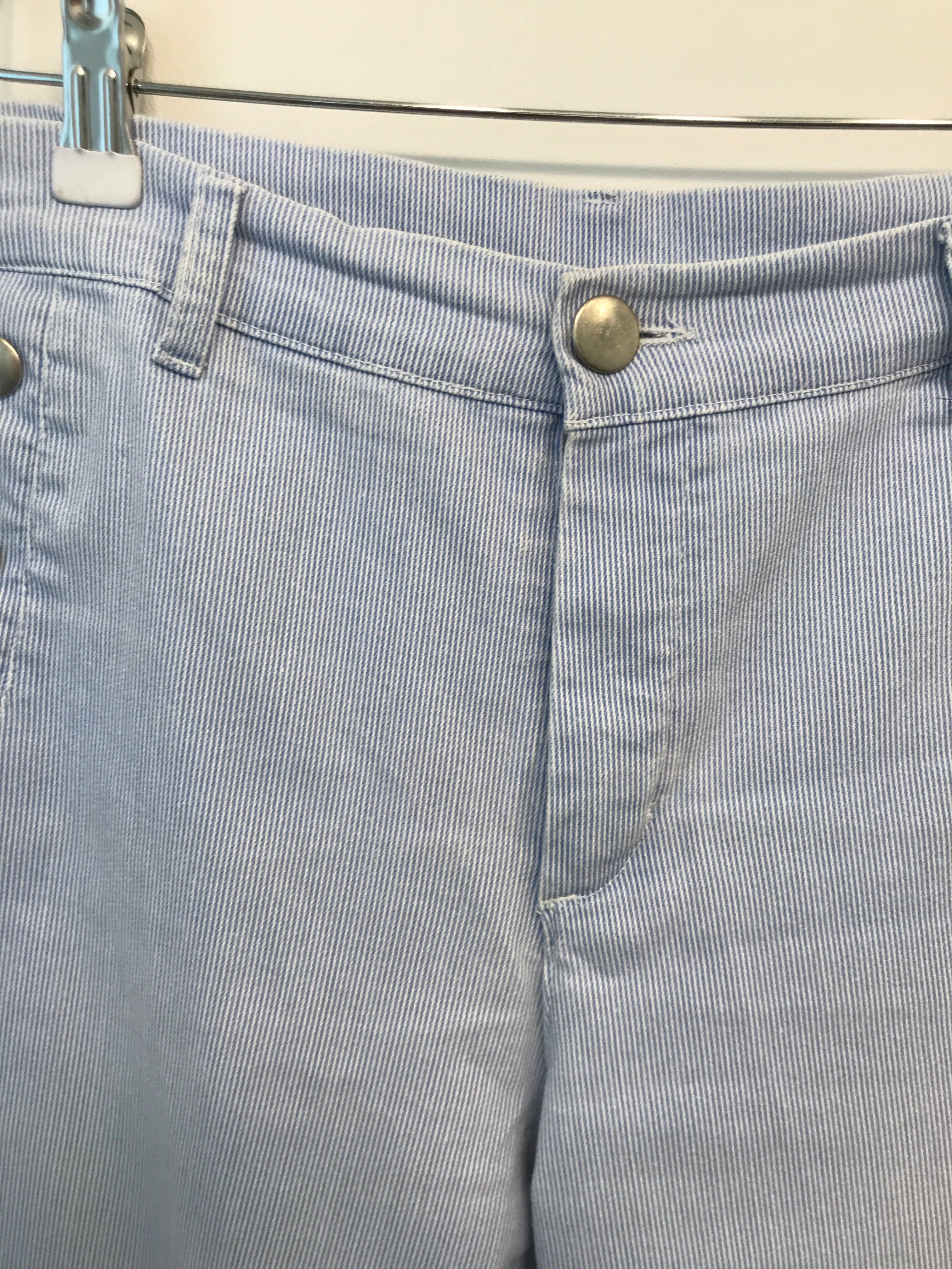 2-Biz Shorts